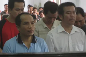 Nhóm giả đại gia lừa mua bán nhà, đất bị đề nghị từ 112 đến 123 năm tù