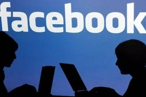Được em gái 12 tuổi trên facebook…trao thân, hai thanh niên bị khởi tố 