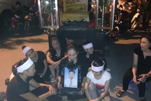 Nhiều nghi vấn quanh cái chết nạn nhân vụ 'quan tài diễu phố'