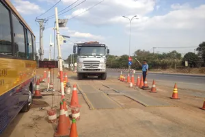 Đặt trạm cân kiểm soát tải trọng xe vào mỏ đá Tân Cang