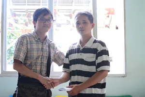 Chia sẻ với cô giáo Tới