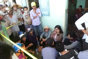 Clip hiện trường vụ ba mẹ con bị đâm chết ở Long An