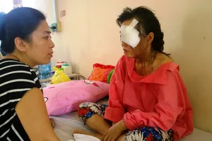 Tạt acid vợ cũ, vì không nối được tình xưa