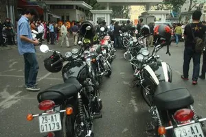 Dàn mô tô khủng đưa Trần Lập về nơi an nghỉ