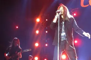 Khán giả Huế cuồng nhiệt trong đêm rock 'Lửa Cố đô'