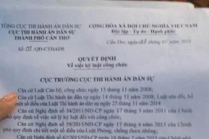 Cán bộ Chi cục Thi hành án dân sự quận bị bắt vì tội tham ô