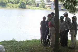 Phát hiện thi thể nam sinh trên sông Hương