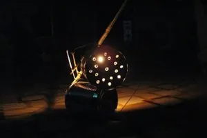 Làm lồng đèn Trung Thu từ lon sữa phế liệu