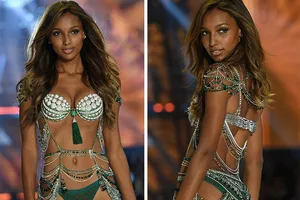 Bỏng mắt với bộ nội y đẹp nhất show Victoria's Secret