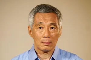 Ông Lý Hiển Long nói không kiện hai em ra tòa