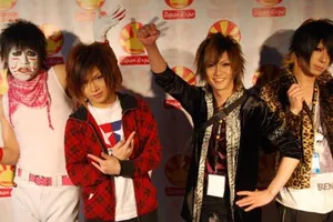 Ngơ ngác với buổi trình diễn âm nhạc chỉ 8 giây