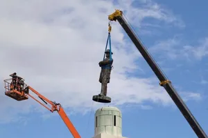 Ông Trump nổi giận vì tượng đài nội chiến bị dẹp bỏ