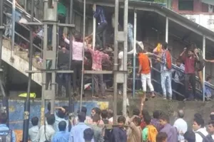 Giẫm đạp tại ga tàu Ấn Độ, ít nhất 21 người chết