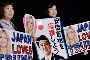 Phụ nữ Nhật Bản ấn tượng về ái nữ của Tổng thống Trump