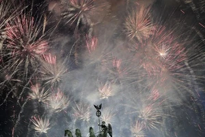 Hai người thiệt mạng bởi pháo hoa giao thừa ở Đức