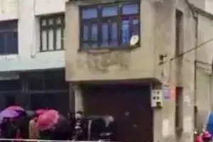 Sống chung với xác chết 2 năm trời mà không hay