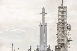 Sắp phóng tên lửa mạnh nhất thế giới