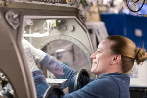 Tại sao NASA gửi tinh trùng lên trạm không gian?