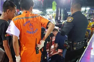 Du khách tử vong khi xem ... sexy show ở Thái Lan