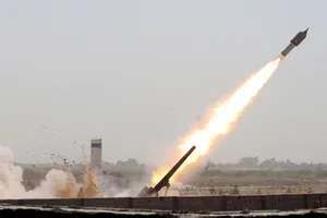 Sân bay gần Lãnh sự quán Mỹ ở Iraq trúng tên lửa