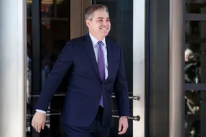 Nhà Trắng tạm khôi phục quyền tác nghiệp của nhà báo CNN