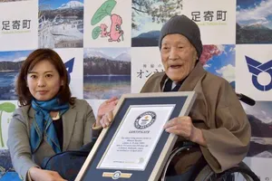 Người đàn ông già nhất thế giới qua đời ở tuổi 113