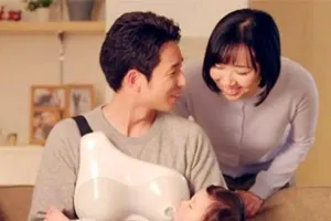 Sốc: Bố hoàn toàn có thể cho con bú như mẹ