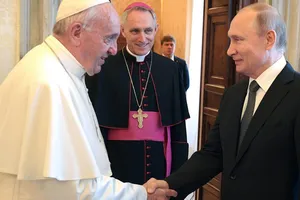 Ông Putin và Đức Giáo hoàng gặp nhau để bàn chuyện gì?