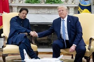 Ông Trump: 'Tôi có thể xóa sổ Afghanistan trong 10 ngày'