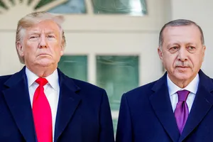 Ông Trump đề nghị hợp đồng 100 tỉ USD, đổi lấy vấn đề S-400