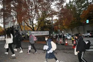 Hàn Quốc ngừng 158 chuyến bay để thí sinh thi đại học