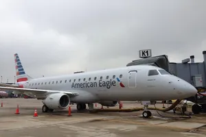 Bị bắt giam vì giả bệnh để có chỗ ngồi tốt hơn trên máy bay