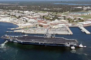 Thực tập sinh Saudi Arabia xả súng ở căn cứ quân sự Mỹ