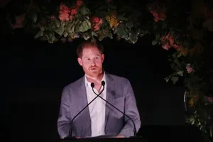 Hoàng tử Harry phát biểu tại một tổ chức từ thiện ngày 19-1. Ảnh: TWITTER