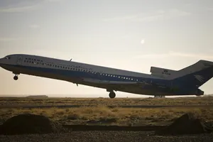 Máy bay chở 110 hành khách rơi ở Afghanistan