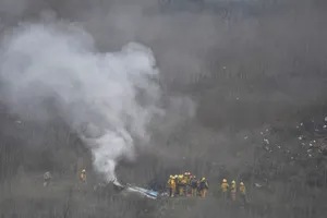 Video hiện trường máy bay chở huyền thoại bóng rổ bị nạn