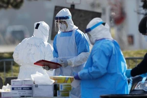 Số ca nhiễm tại Mỹ đã vượt mốc 100.000 ca. Ảnh: AP