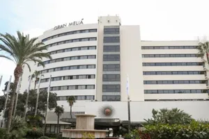 Khách sạn Gran Melia Don Pepe ở thành phố Marbella, Tây Ban Nha nơi vụ việc xảy ra. Ảnh: PA/METRO