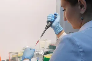 Người Nga dè chừng vaccine 'cây nhà lá vườn' Sputnik V