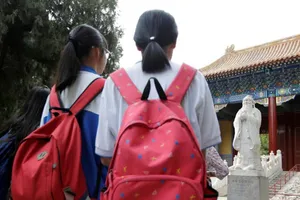 Trung Quốc phản ứng việc Mỹ đòi đóng cửa các Viện Khổng Tử