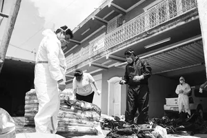 Nhiều thi thể người nhập cư phân hủy trong container phân bón