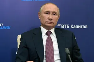 Đã có vaccine, sao nhiễm ở Nga vẫn cao kỷ lục?