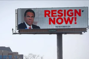 Thống đốc New York: Tôi không quấy rối, lạm dụng ai cả