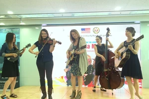 Xem miễn phí ban nhạc Mỹ được đề cử Grammy trình diễn