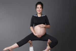 Quốc Cơ vừa lập kỷ lục thế giới thì con trai chào đời