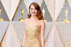 Ngắm sao Hollywood xúng xính váy áo trên thảm đỏ Oscar 