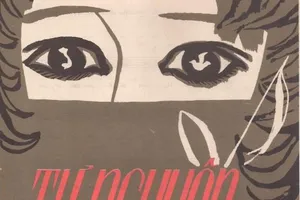 Bài hát Tự nguyện: Cờ là để 'cắm' hay 'phất'?