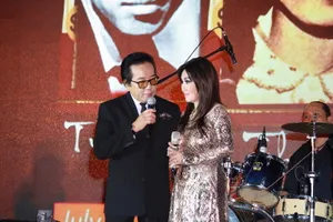 Thanh Lan tạm biệt Sài Gòn bằng 'Trở về mái nhà xưa'