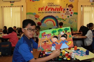 100 trẻ em cùng vẽ tranh để hiểu về quyền của mình