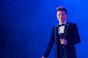 Đàm Vĩnh Hưng bị phạt hành chính khi đăng sai về dịch Corona